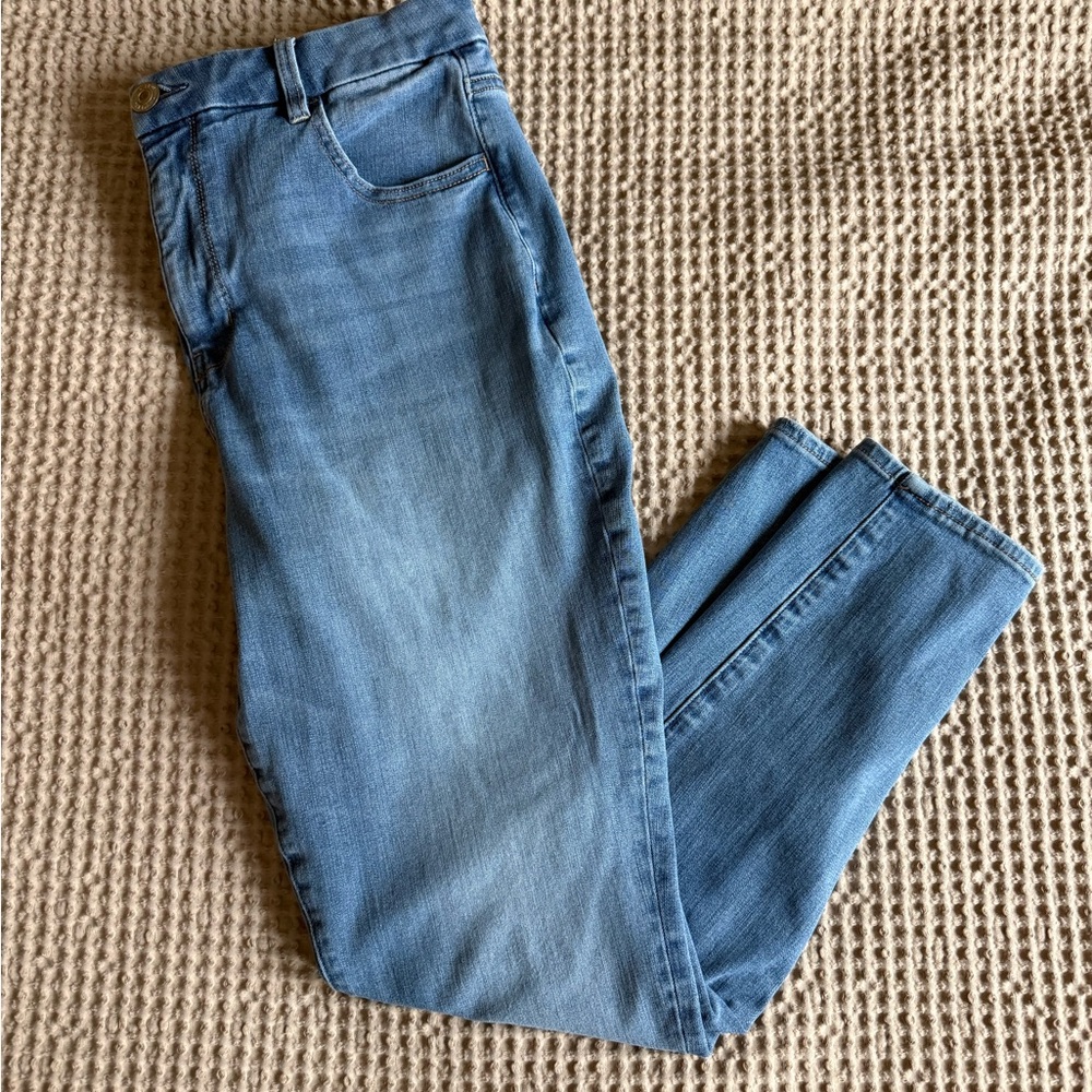 American Eagle Outfitters Light Blue Slim Jeans